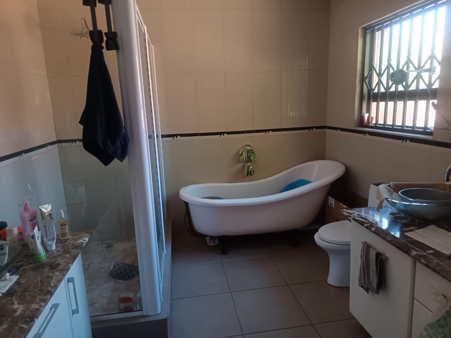 3 Bedroom Property for Sale in Royldene Northern Cape